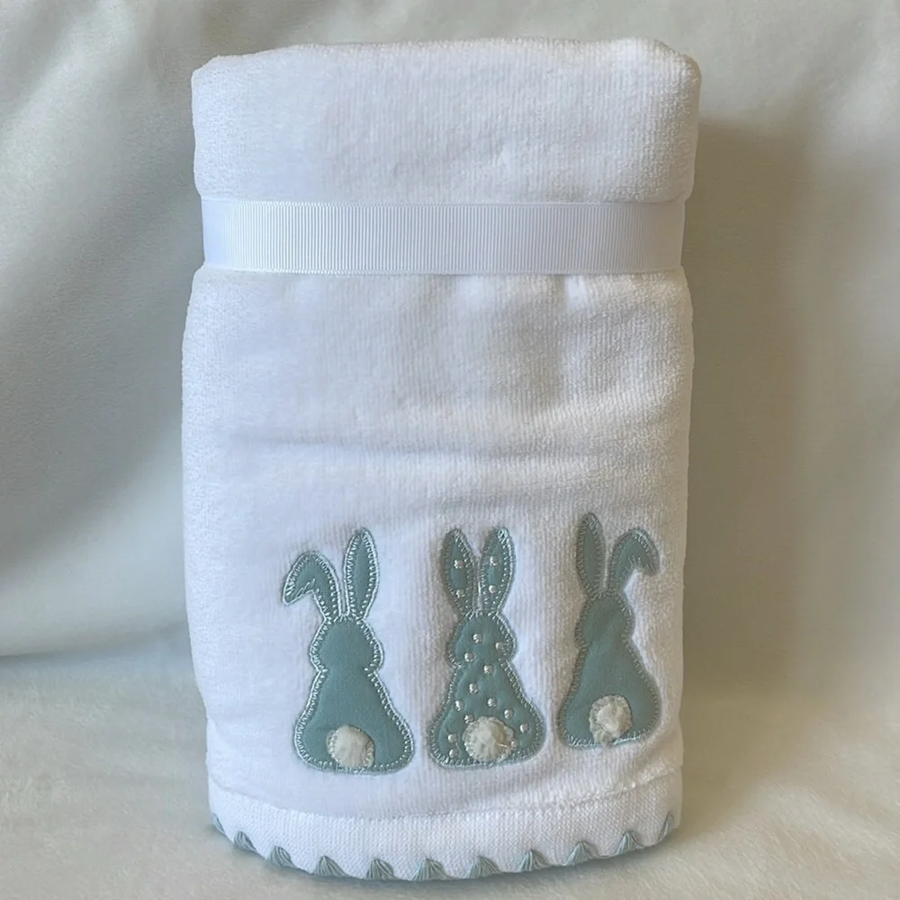 CARO Home, 100% Cotton White and Blue/Green Bunny Back Hand Towels, Set of 2
